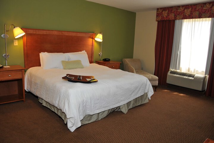 Room 12 of 22