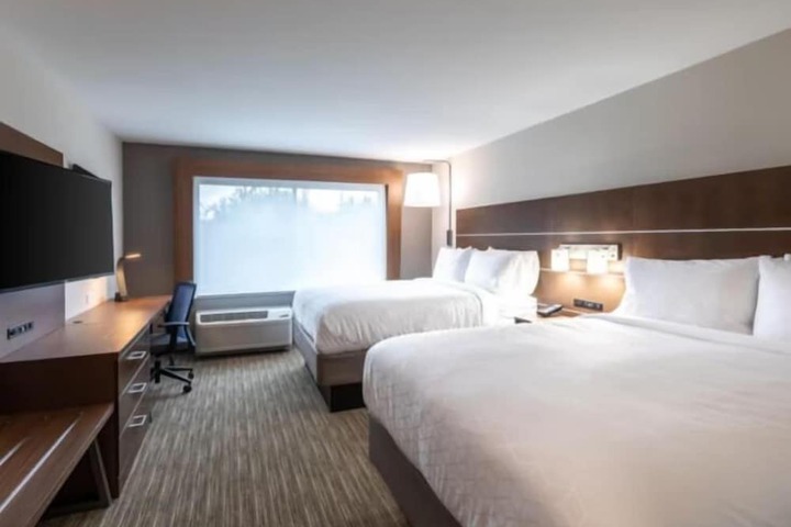 Room 20 of 42