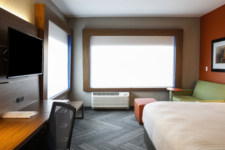 Room 37 of 57