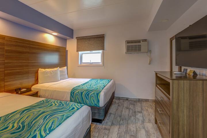 Room 36 of 46
