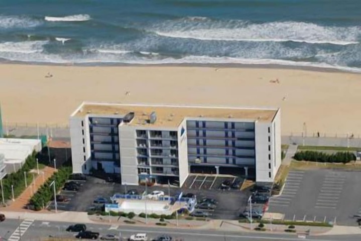 Hotel 4 of 61