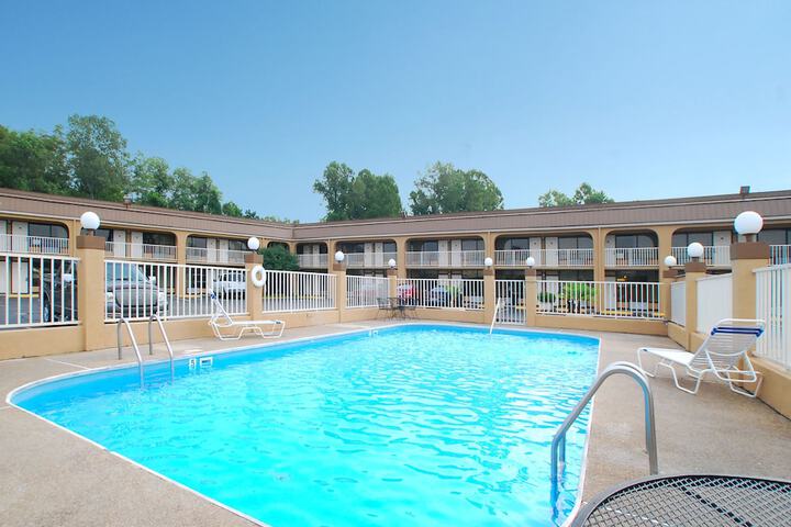 Pool 5 of 51