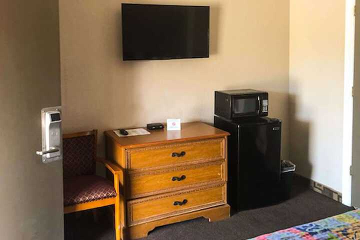 Room 21 of 31