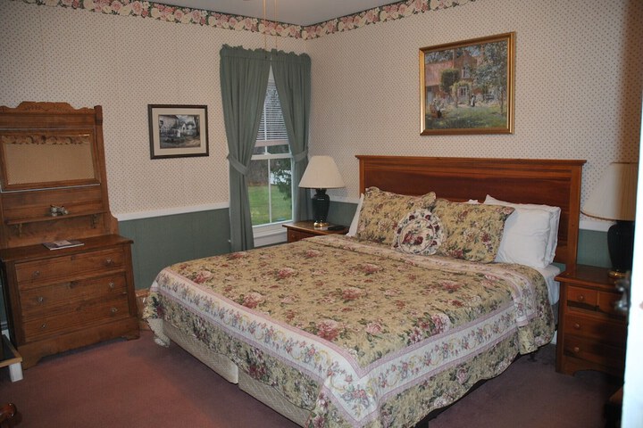 Room 25 of 70