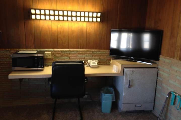 Room 44 of 81