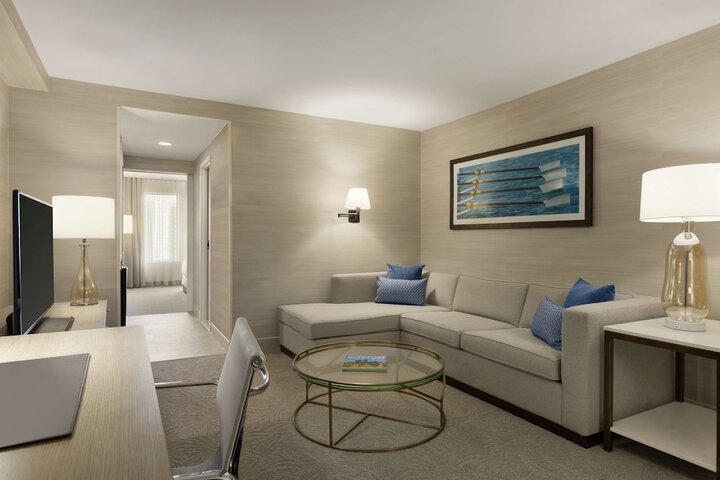 Room 27 of 62