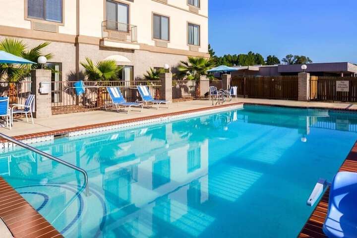 Pool 6 of 55
