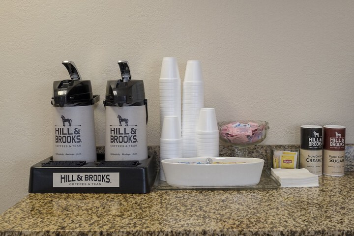 Breakfast/Coffee Service 26 of 27