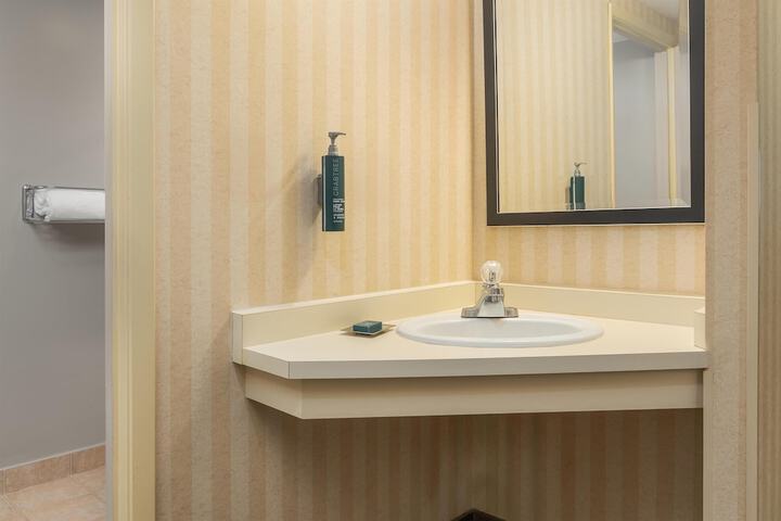 DoubleTree by Hilton Hotel London Ontario