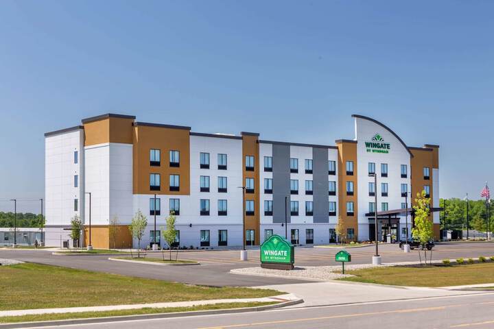 Hotel 2 of 54