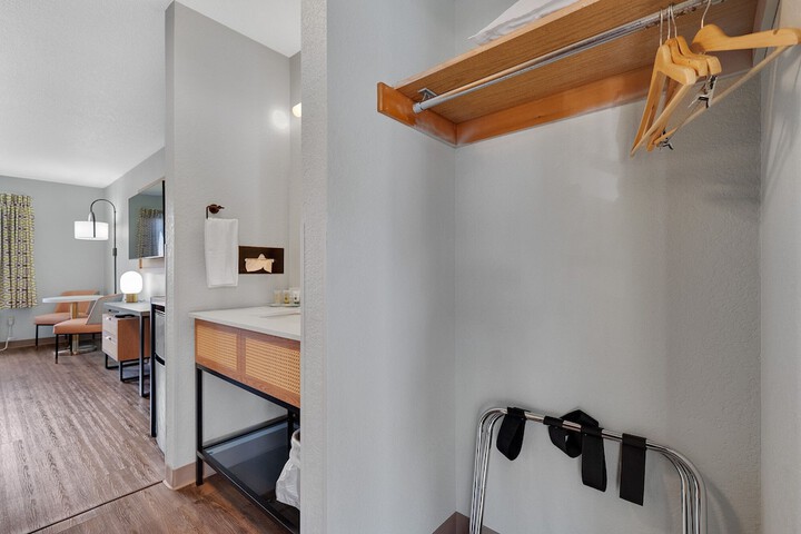Room 14 of 46