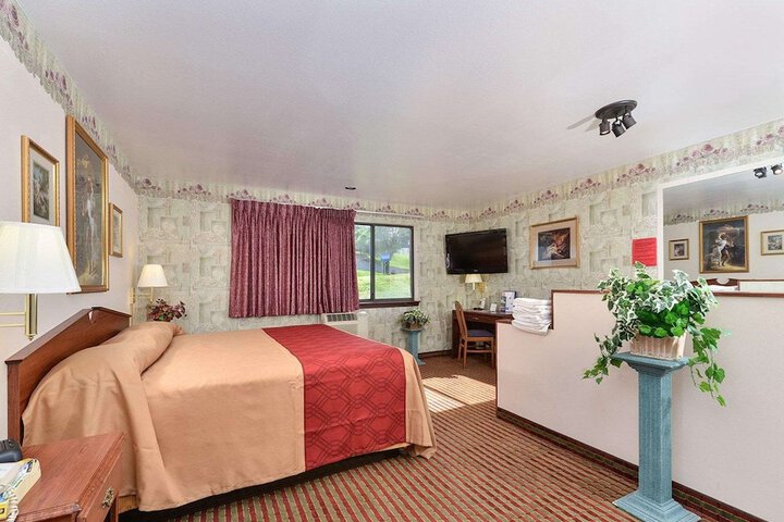 Room 41 of 43