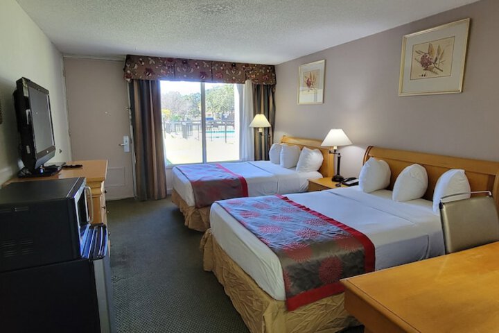 Room 21 of 44