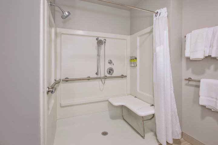 Holiday Inn Express & Suites Wooster by IHG