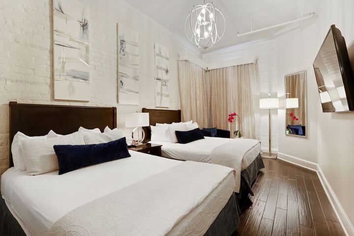 Room 16 of 37