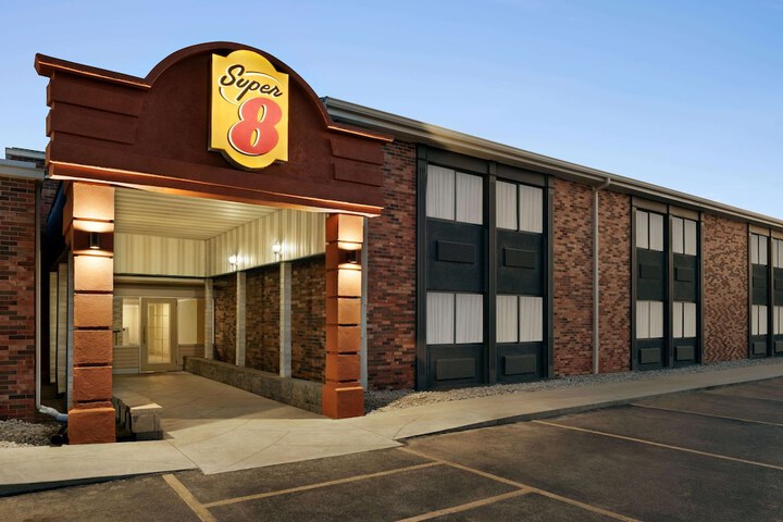 Hotel 2 of 27
