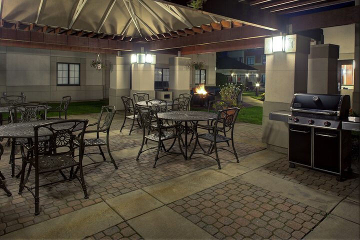 HYATT house Boston / Burlington