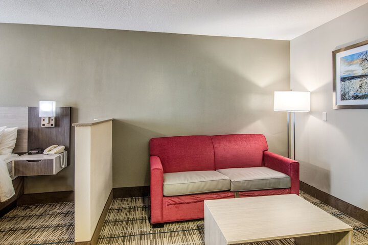 Room 20 of 34