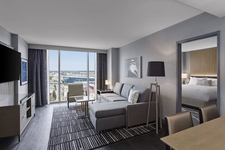 Loews Kansas City Hotel