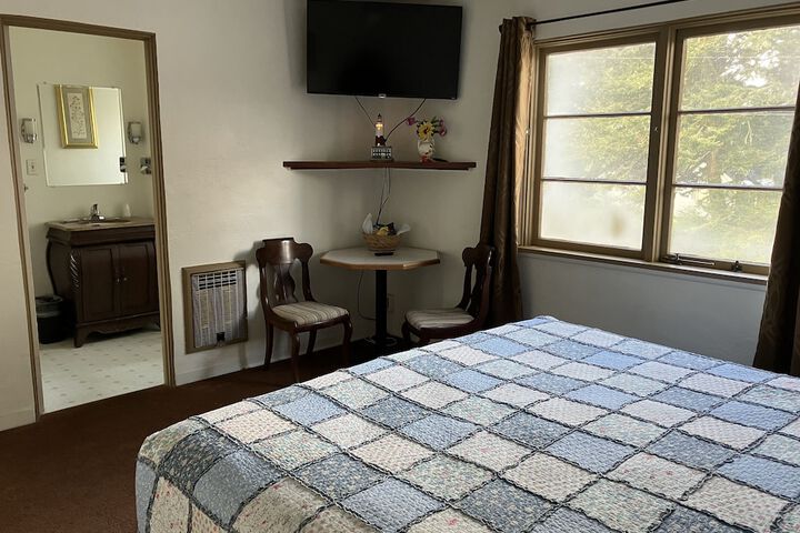 Room 47 of 78