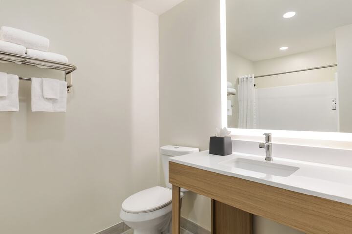 Garner Hotel Salt Lake City Airport by IHG