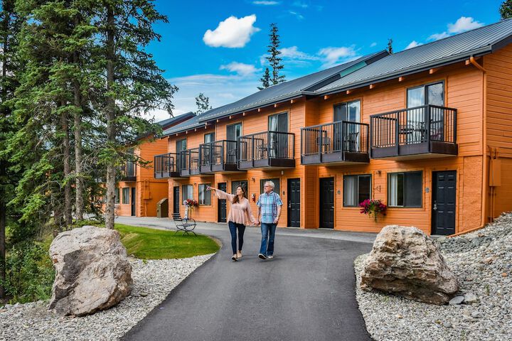 Denali Bluffs Hotel