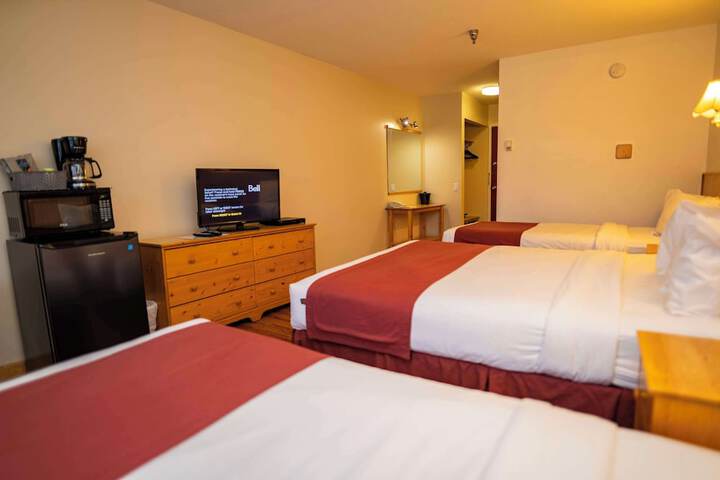 Room 2 of 11