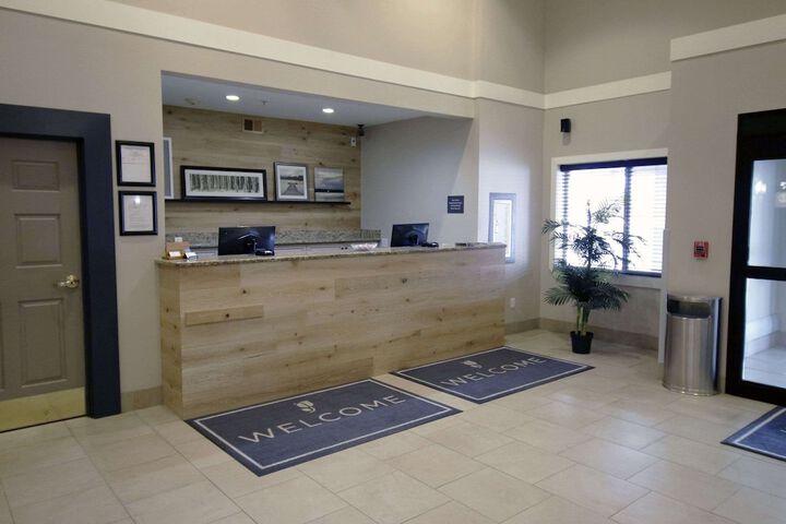 Country Inn & Suites by Radisson Council Bluffs, IA