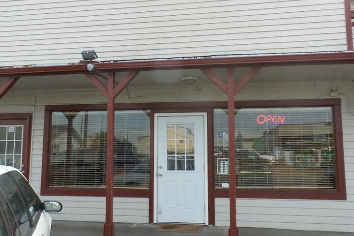 Tyee Restaurant and Hotel