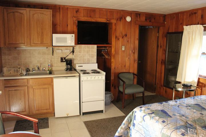 Nootka Lodge