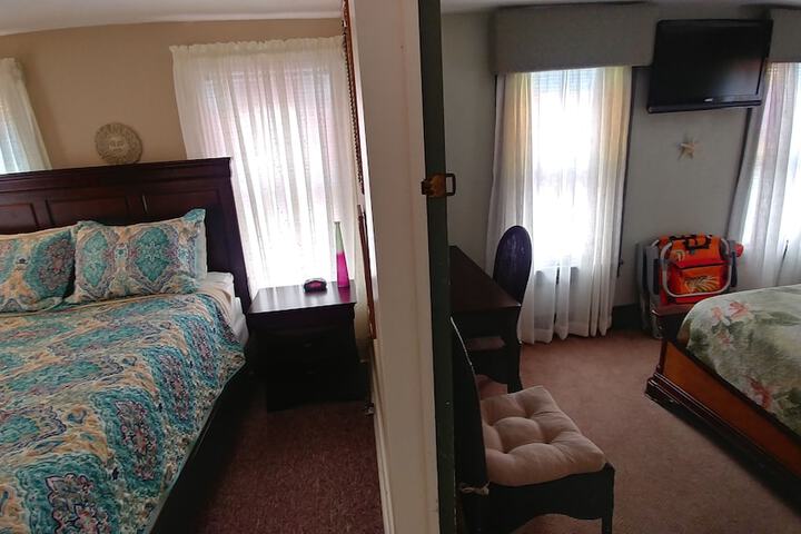 Island Guest House B & B