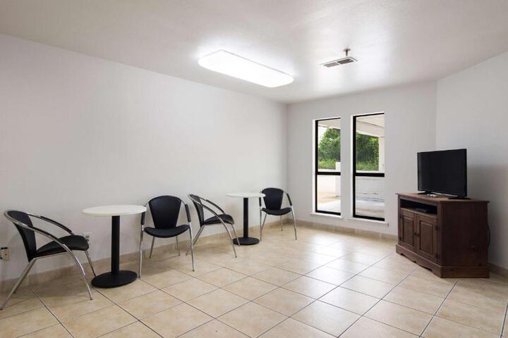 Motel 6-Bremen GA