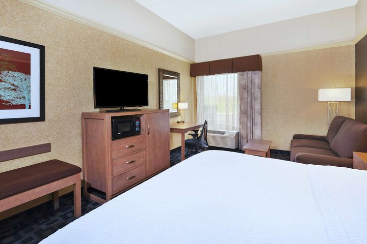 Room 13 of 31