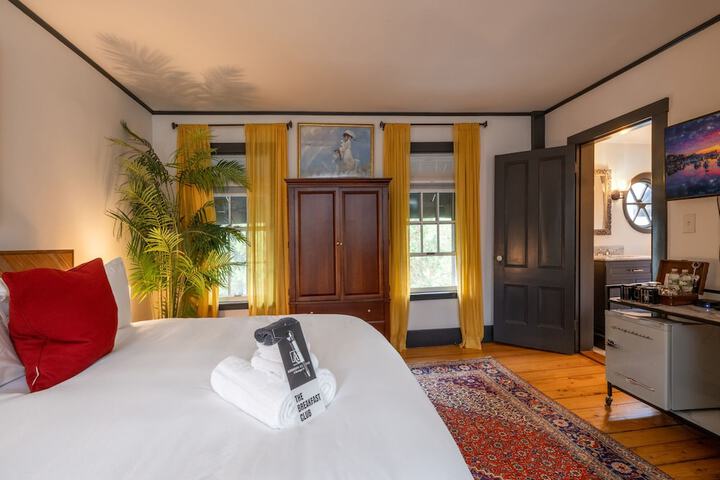 Addison Choate Inn