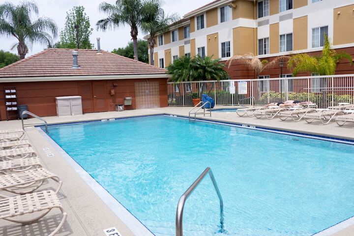 Pool 5 of 34