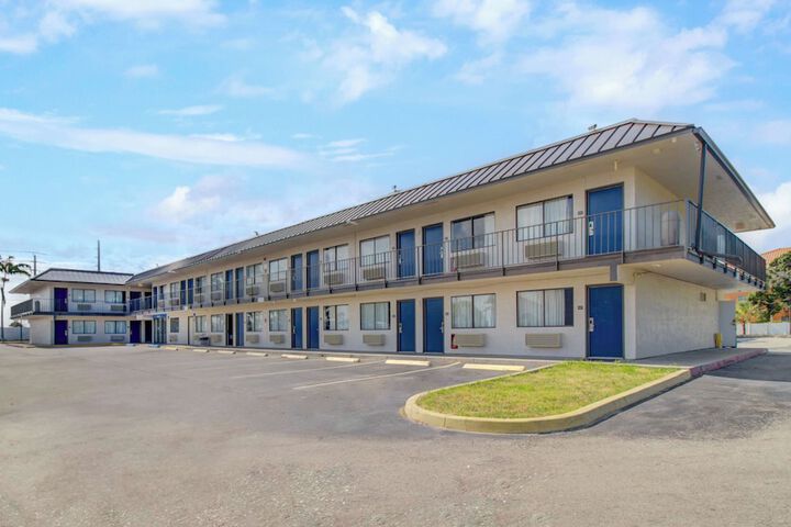Motel 6 Venice FL