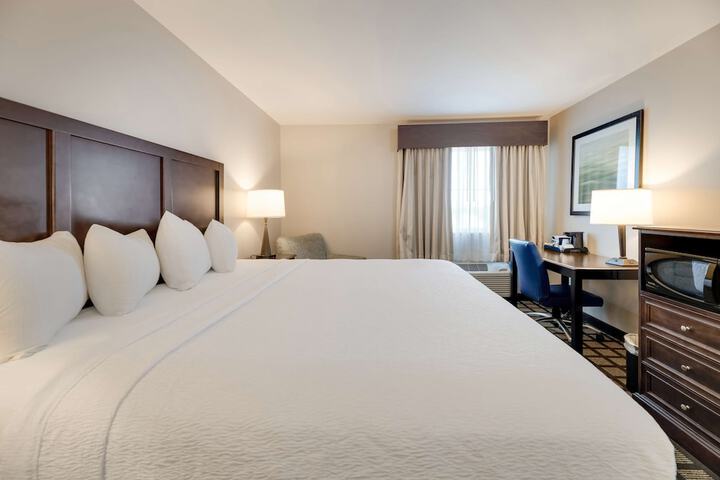 Room 18 of 27
