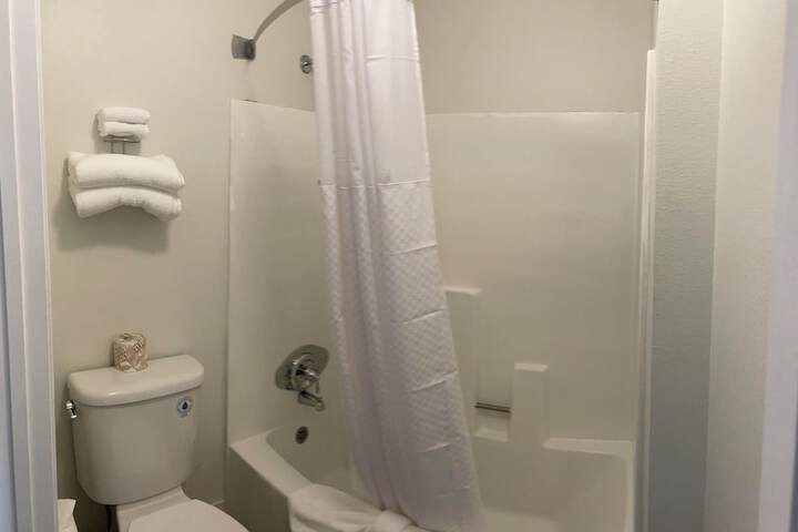 Room 9 of 36