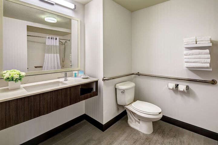 Room 18 of 57