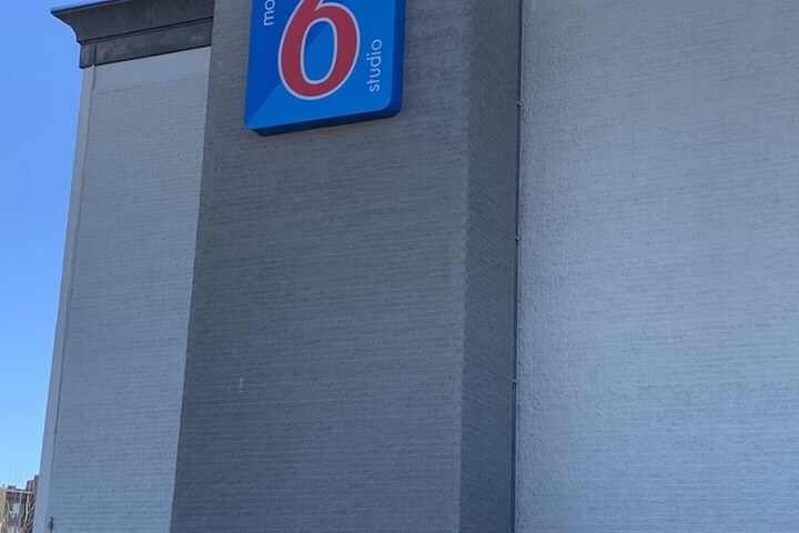 Hotel 2 of 34