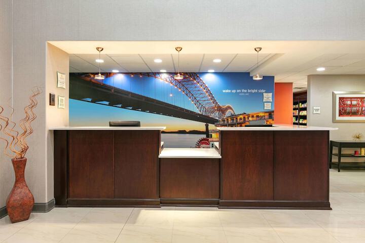 Hotel Interior 6 of 28