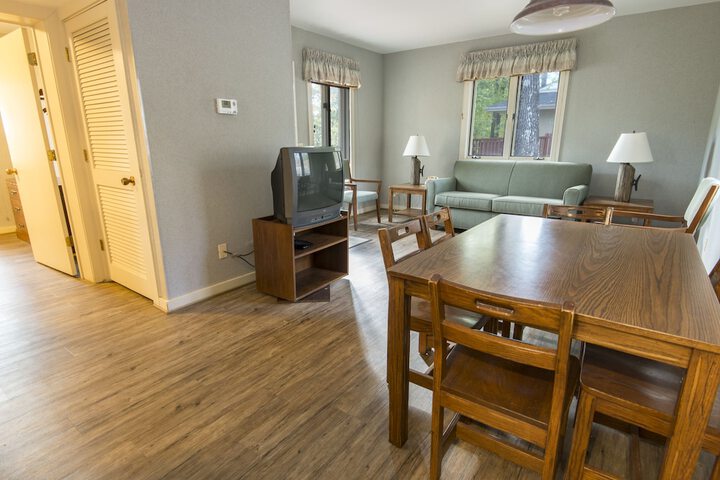 Room 30 of 115