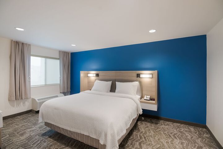 Room 19 of 46