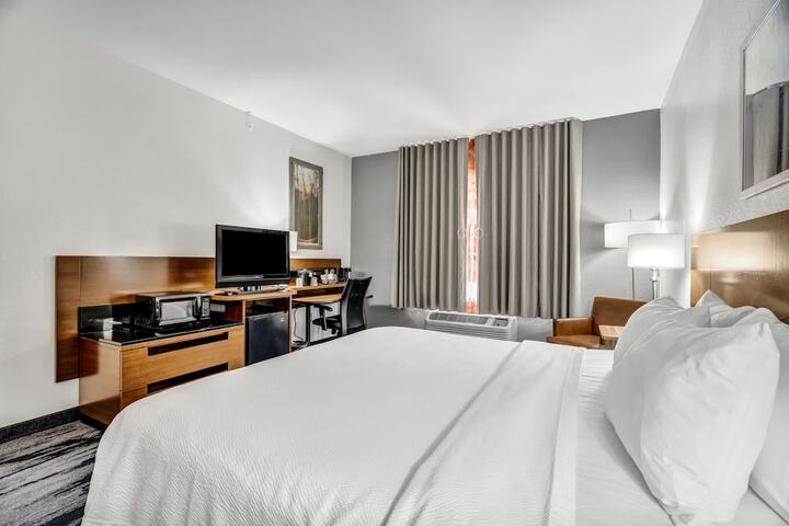 Room 18 of 50