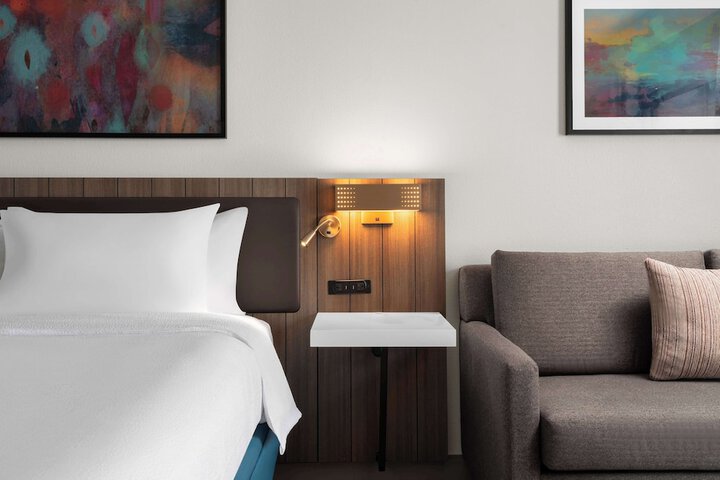 Room 20 of 42