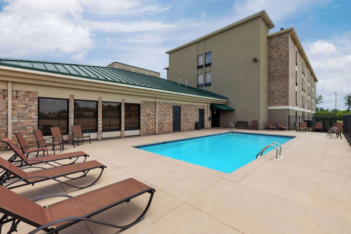Pool 6 of 59