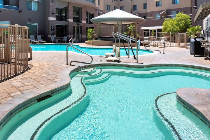 Pool 4 of 31