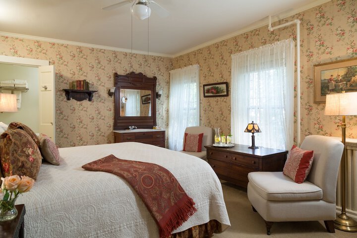 Room 10 of 46