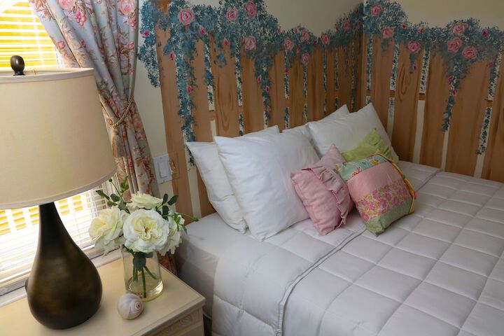 Room 15 of 68