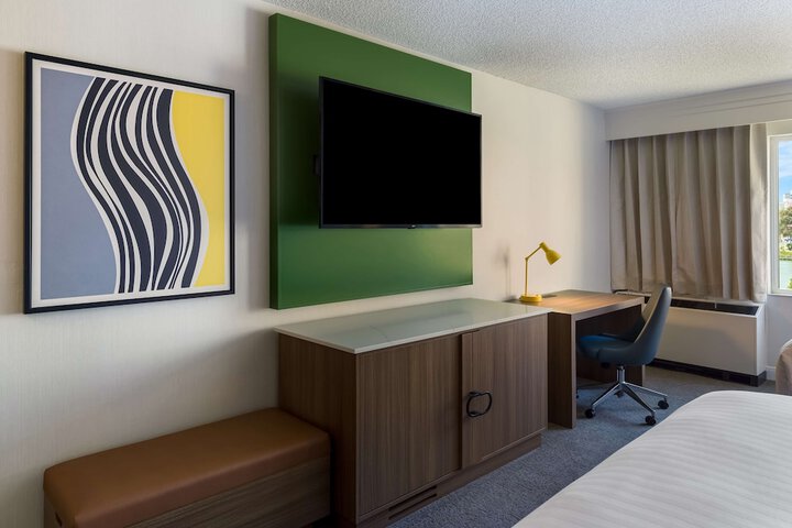 Sonesta Select San Francisco Airport Oyster Point Waterfront